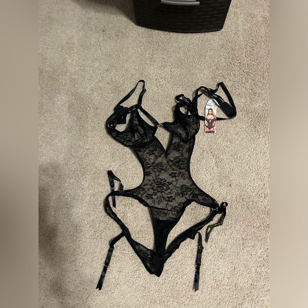 Sexy Lingerie NWT queen size
